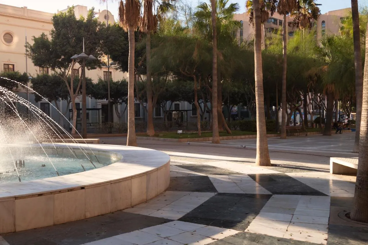 Dear House Center 0*, Almeria